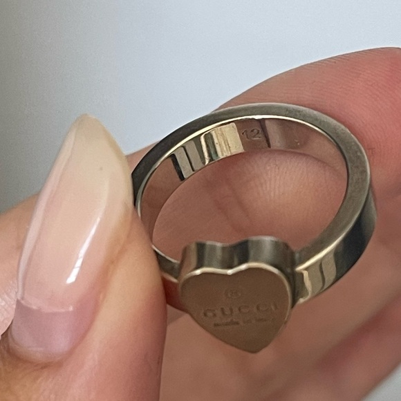 Authentic Gucci trademark heart ring - Picture 5 of 5